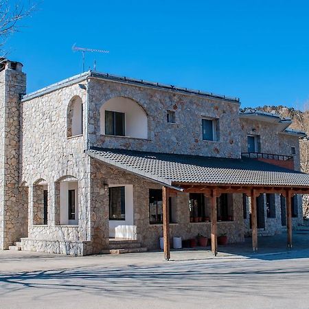 Hotel Gigilos Omalos Chania  Luaran gambar